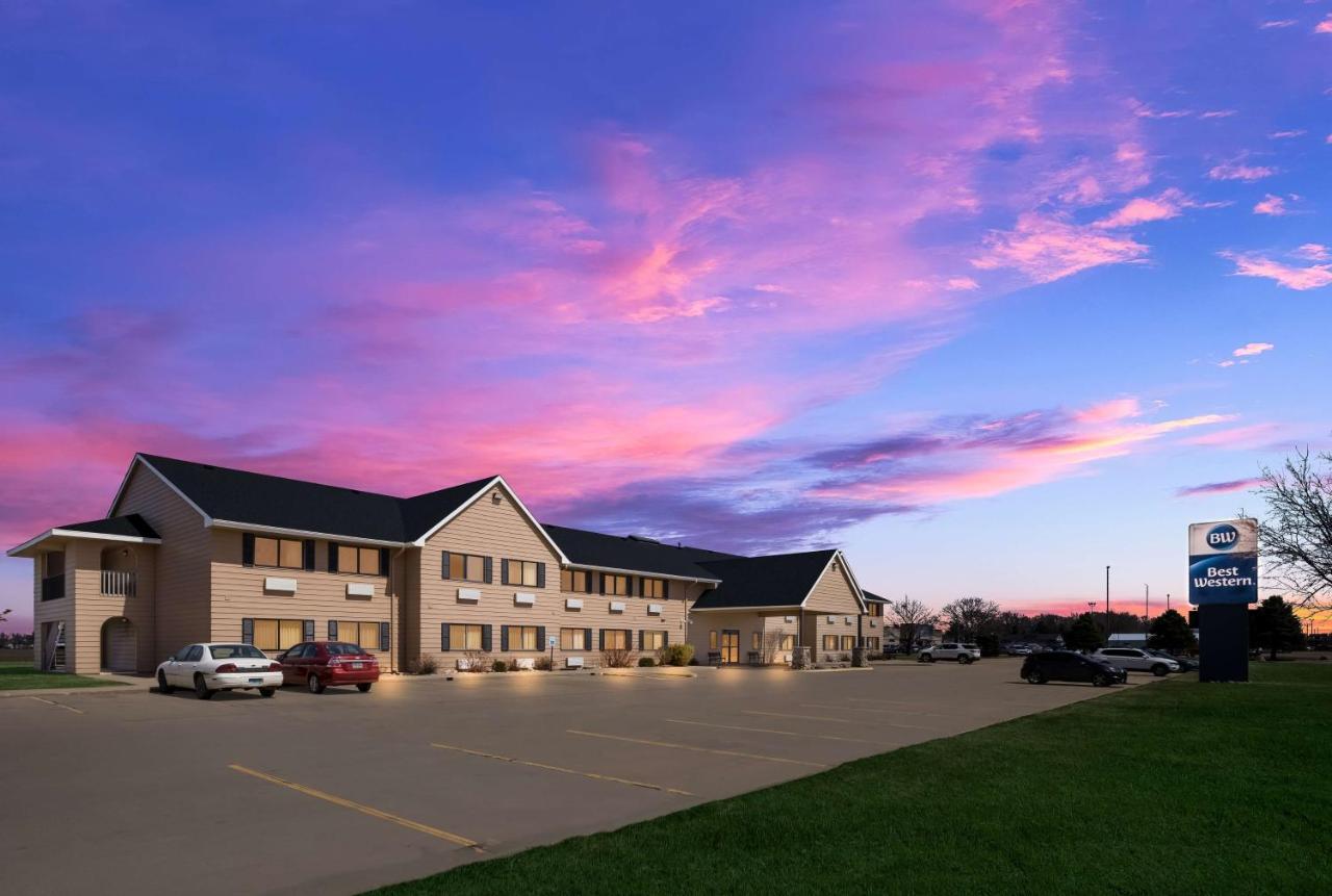 Best Western Vermillion Inn Bagian luar foto