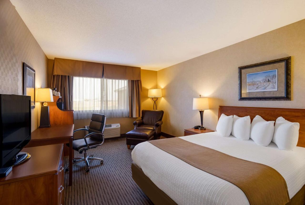 Best Western Vermillion Inn Bagian luar foto