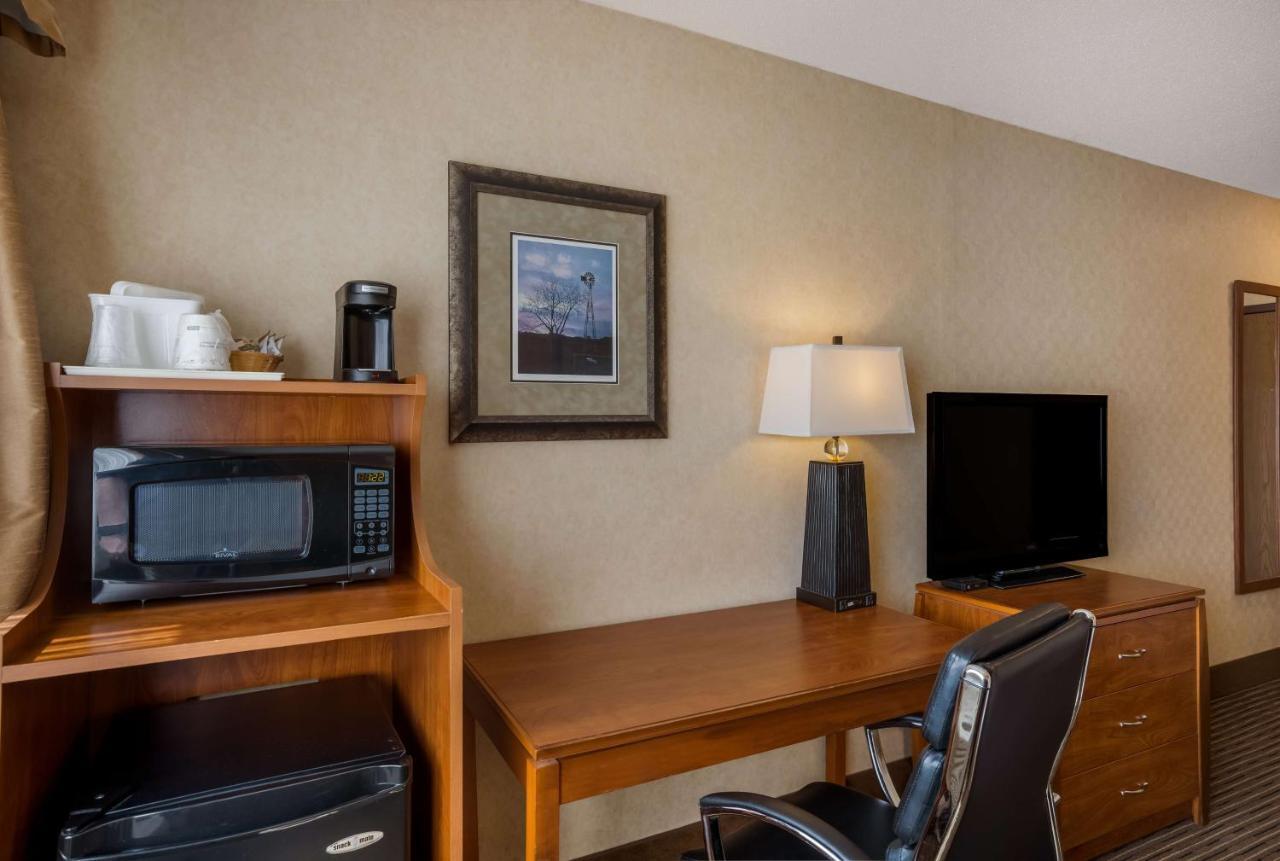 Best Western Vermillion Inn Bagian luar foto