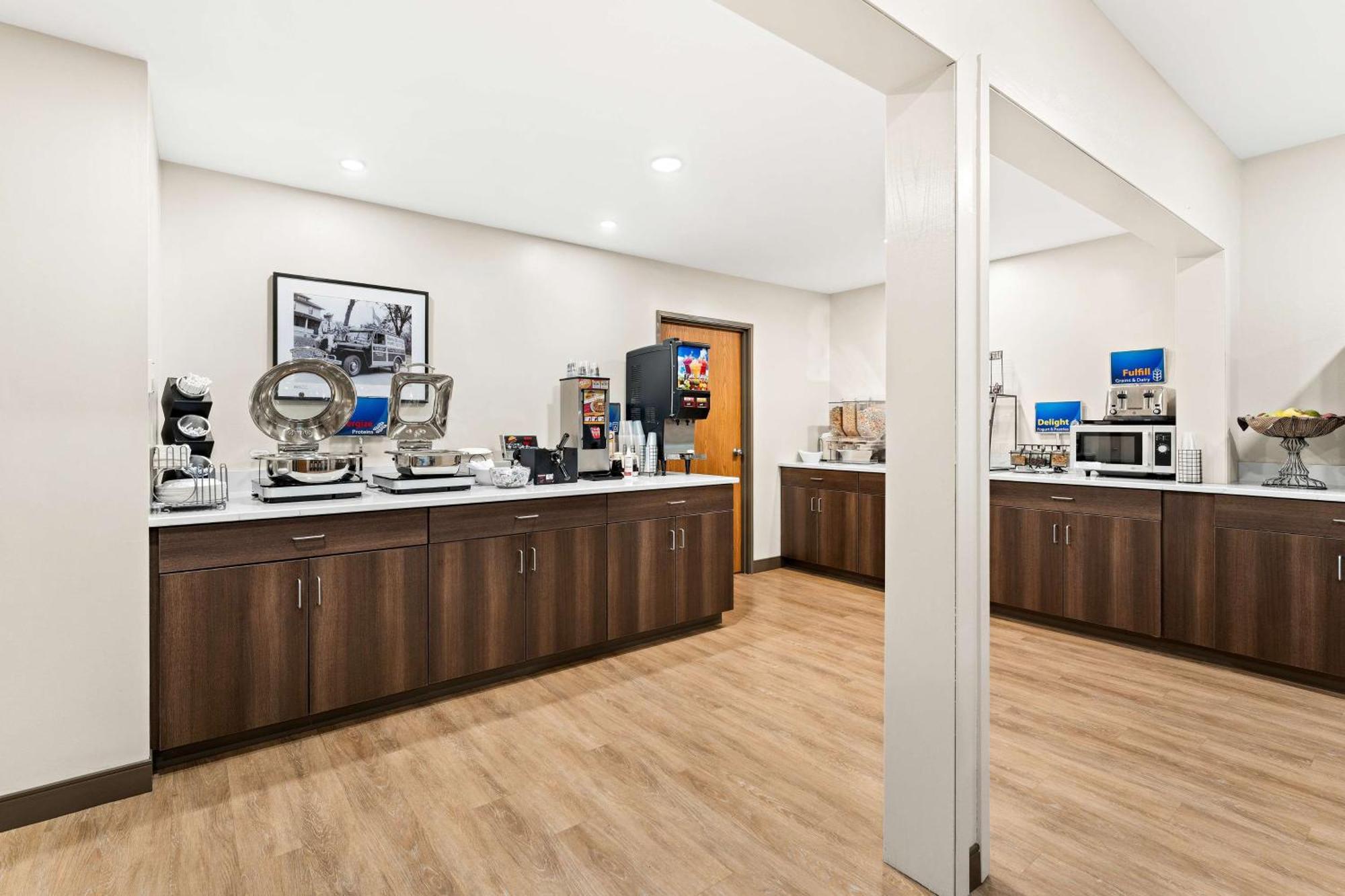 Best Western Vermillion Inn Bagian luar foto