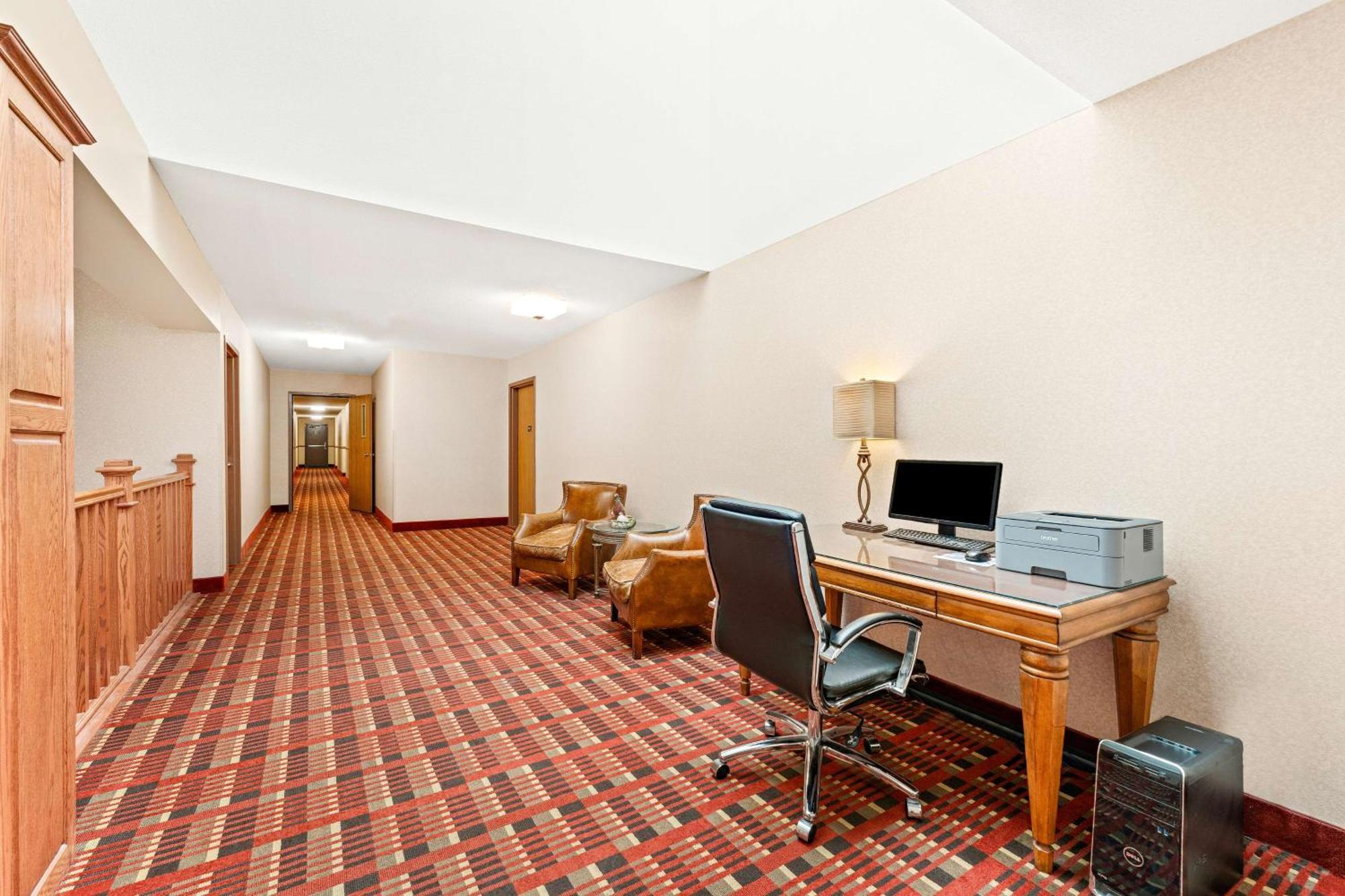 Best Western Vermillion Inn Bagian luar foto