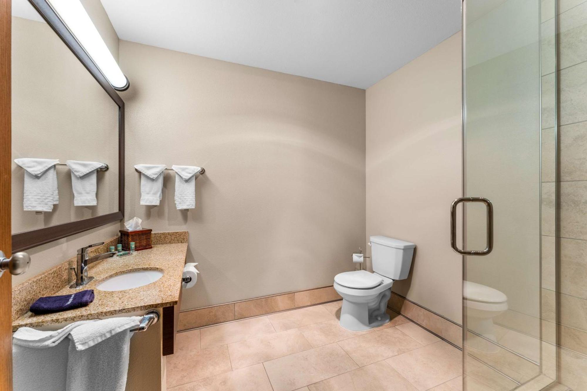 Best Western Vermillion Inn Bagian luar foto