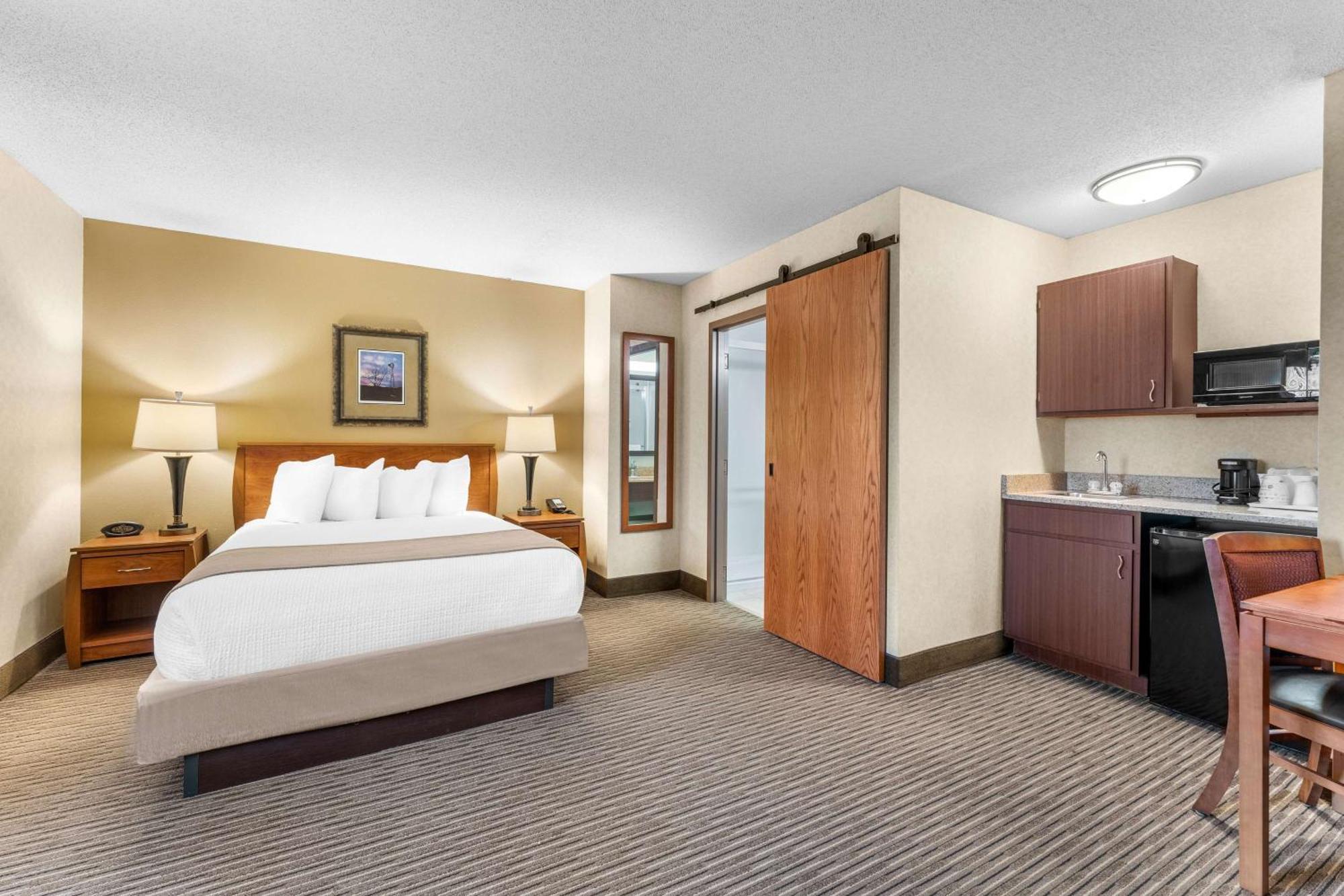 Best Western Vermillion Inn Bagian luar foto